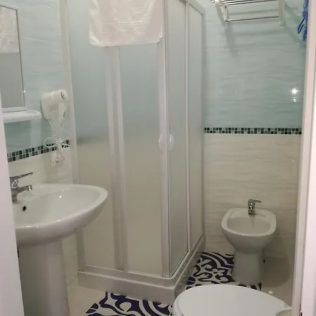 Benvenuti Al Sud فندق مبيت وإفطار 3*