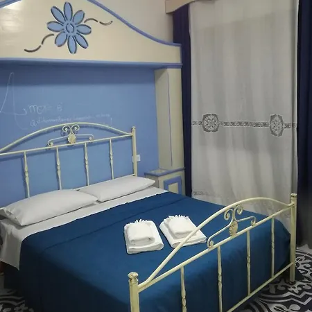 Benvenuti Al Sud فندق مبيت وإفطار *